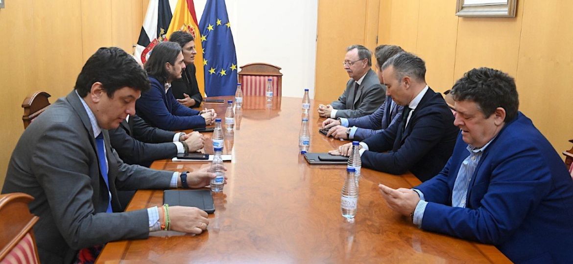 thumbnail_1. Reunión Spain DC - Gobierno de Ceuta