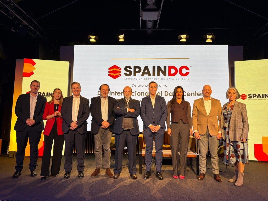 thumbnail_B2B2C8F3-292F-4934-933E-DB189A6CF424_1_105_c